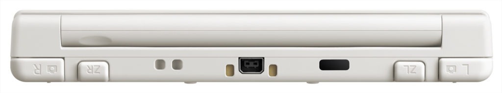 New Nintendo 3DS har fået to ekstra skulderknapper. Laderstikket er det samme som tidligere, men der medfølger ikke en oplader. Den skal købes som ekstraudstyr.
